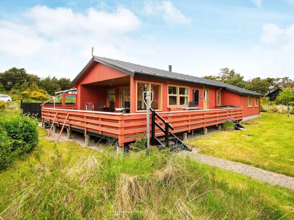 6 person holiday home in Henne