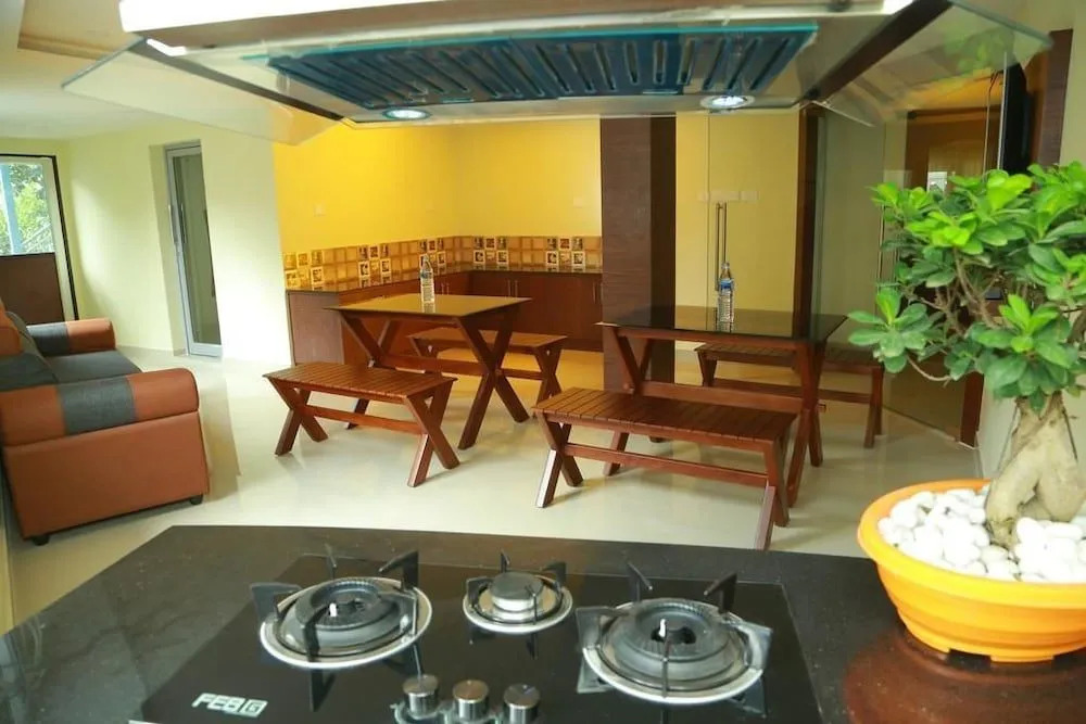 Hotel Brahmaputhra