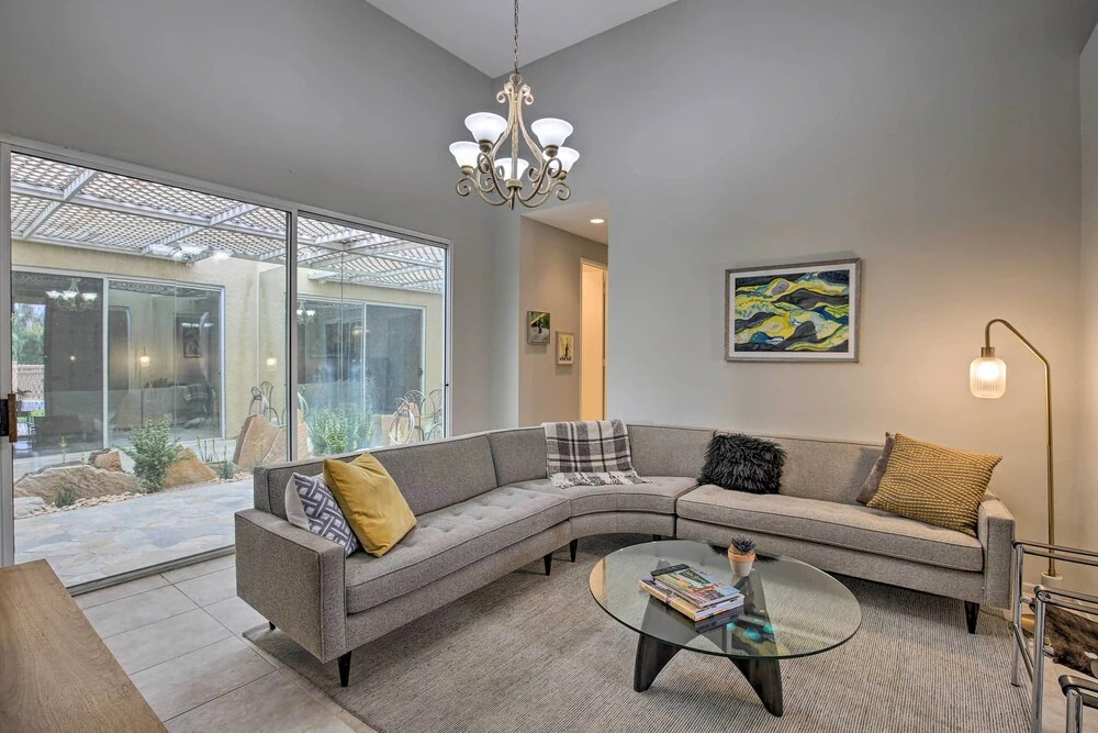 Rancho Mirage Condo w/ Mtn Views + Pool Access