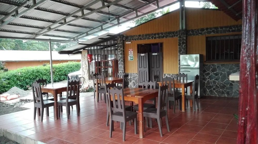 Cabinas Pura Vida B&B and Tour Operator