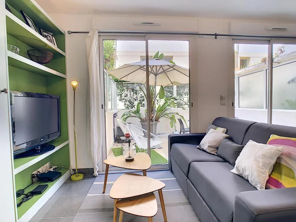 Nestor&Jeeves - BERLIOZ PATIO - Central - Residential area - Patio 20m