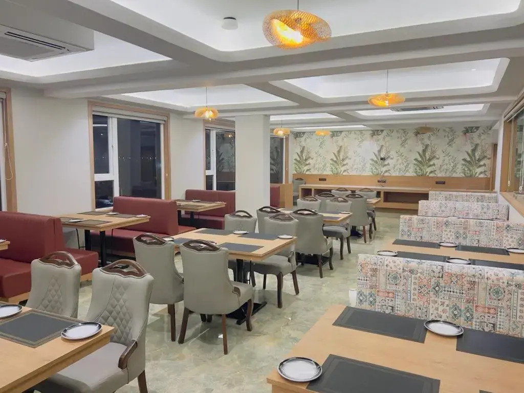 Regenta Inn Motikhavdi Jamnagar