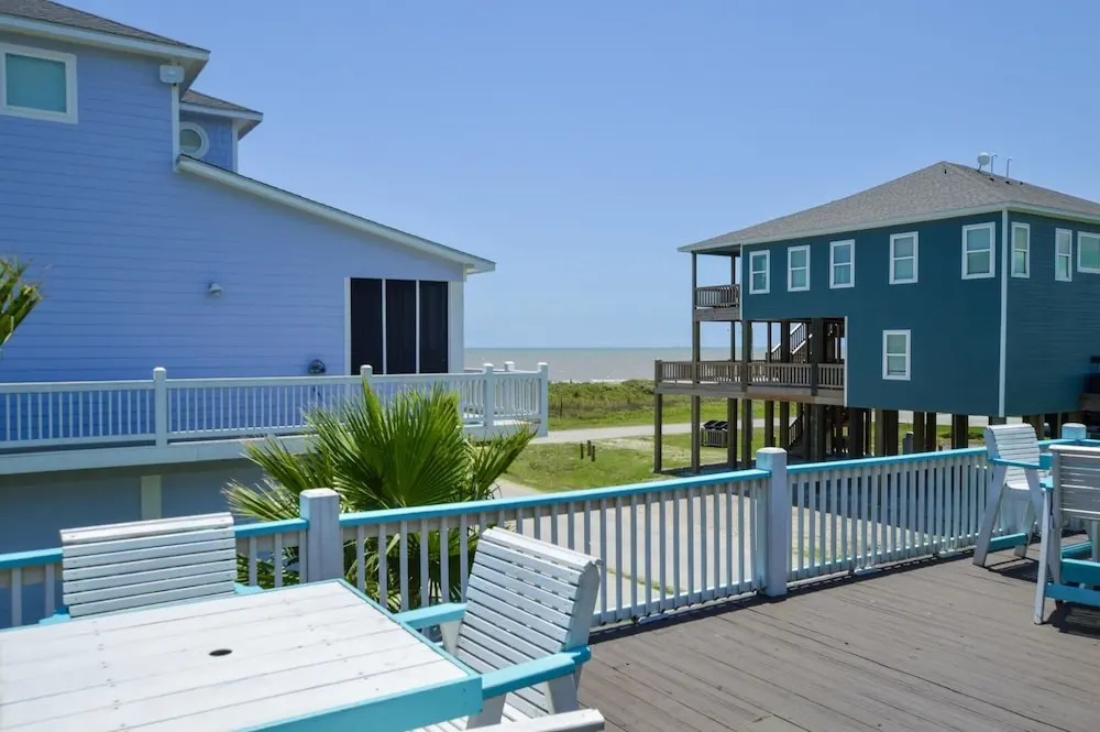 Sum Beach 4 Bedroom Home