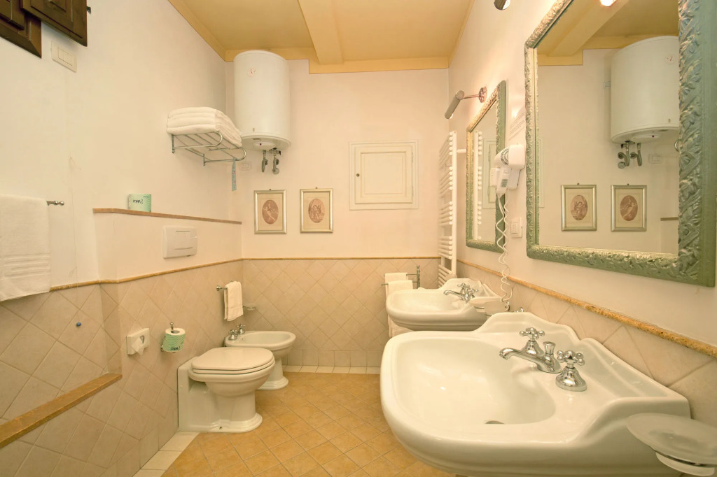 La Casa Del Garbo - Luxury Rooms & Suite
