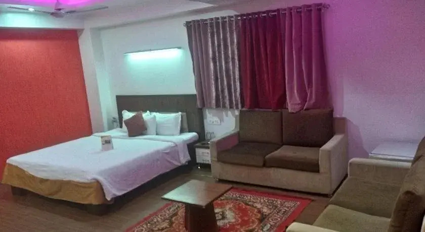 Hotel Kalinga Lake View