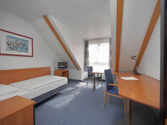 NKF-Hotel