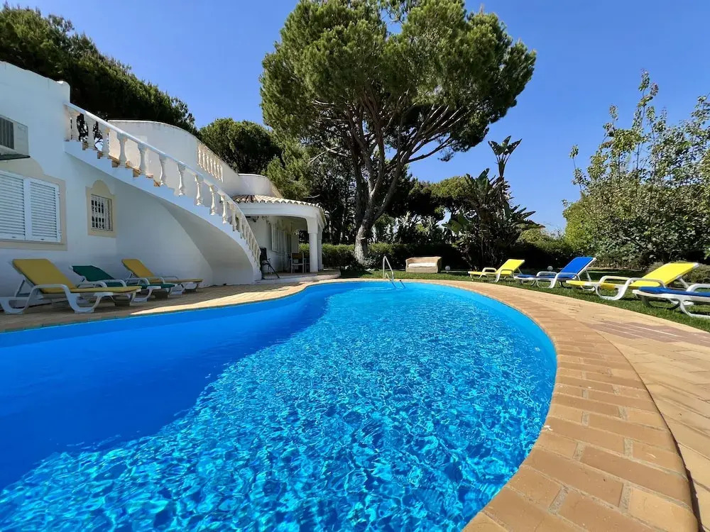 Vilamoura White House Villa With Pool by Homing