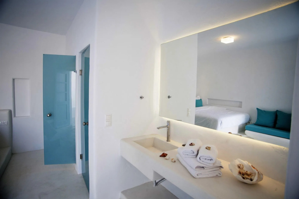 Mykonos Moussa