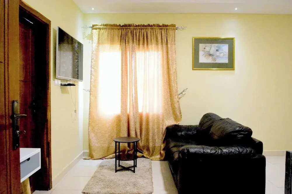 Janhas Senegambia Villa rental 3 with free wi-fi