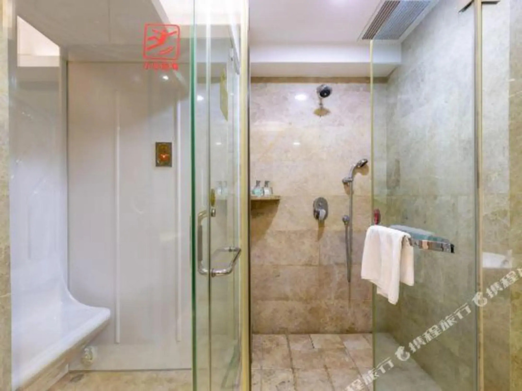 Xinyi Hotel