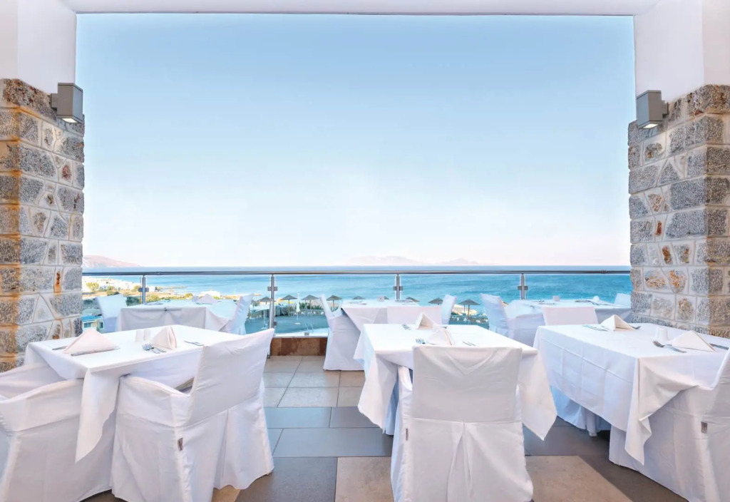 Grand Blue Beach Hotel