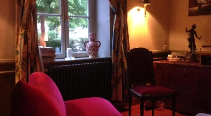 Hôtel Restaurant La Borne Impériale