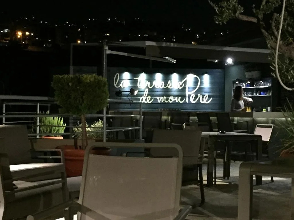 L'Hotel De Mon Pere
