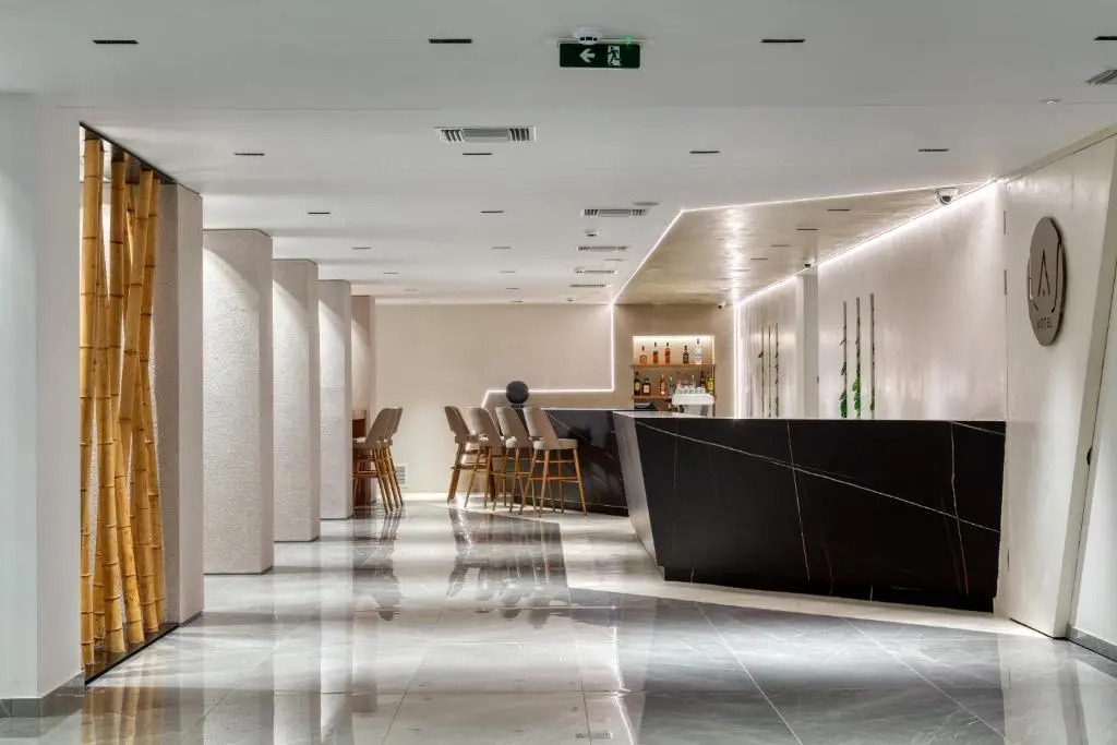 LAS HOTEL & SPA