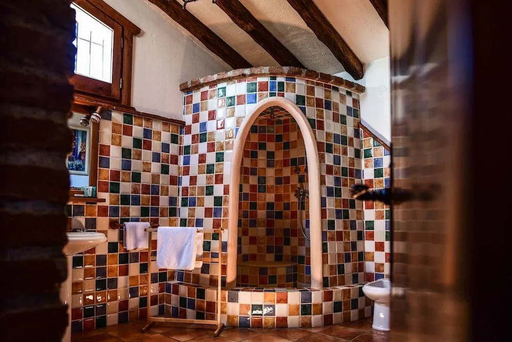 1144 Villa la Perla
