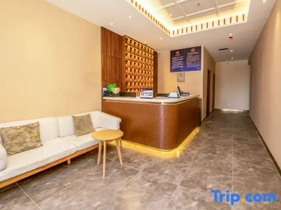 Zheka Hotel (Ciqu Subway Station Branch)