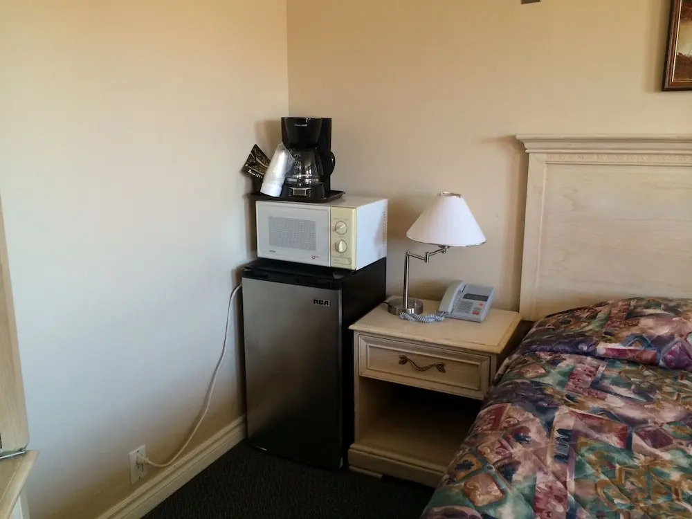 Shelburne Motel