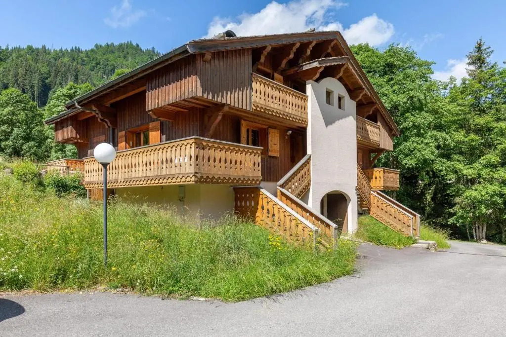 Charming Apartment Near The Slopes!