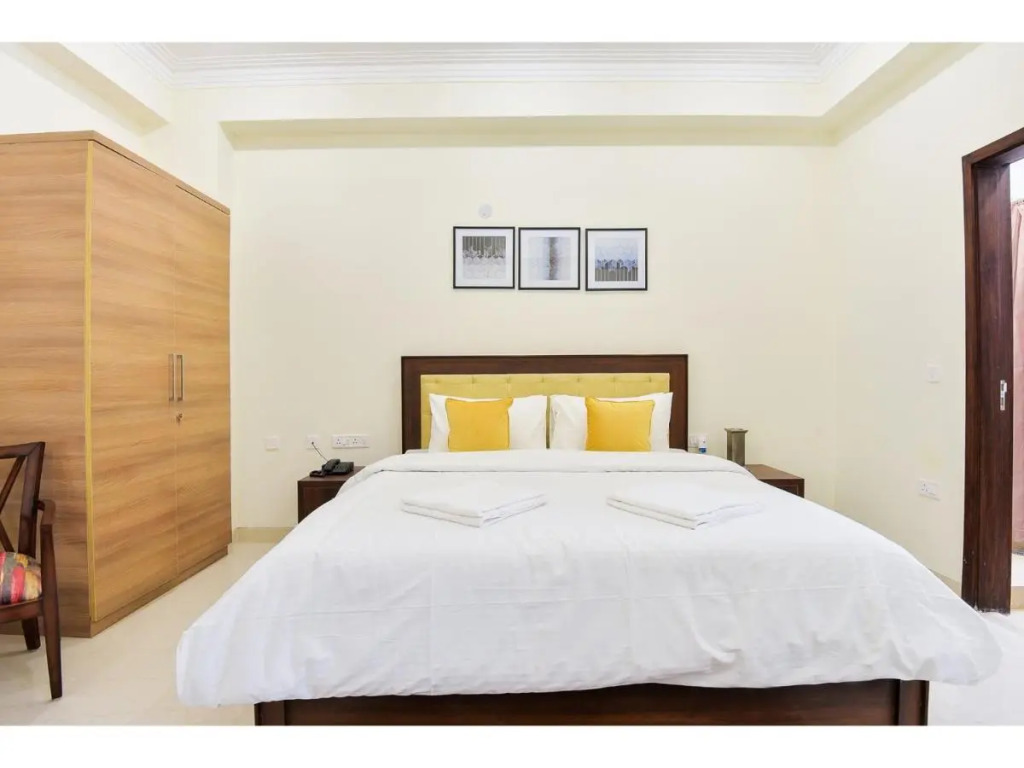 Bluo Modern Studio @ Dlf Golf Course Road