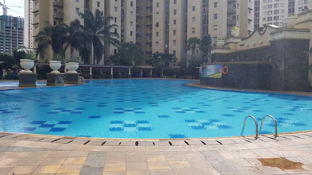 Homey Combined Unit 3Br Apartment At Mediterania Palace Residences