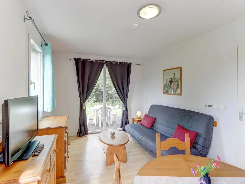 Accessible Apartment With Garden