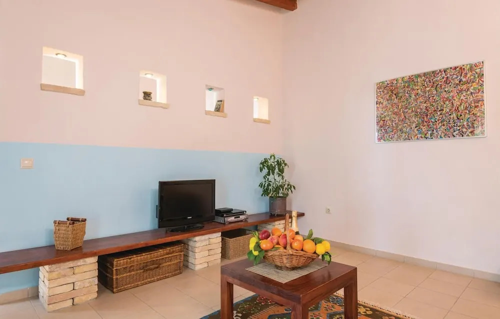 Awesome Home in Orebic With Wifi and 4 Bedrooms