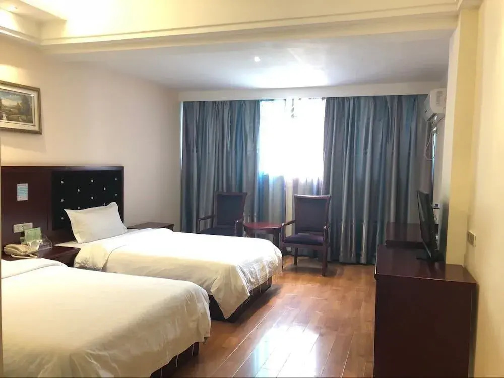 Xiandai Huayuan Hotel