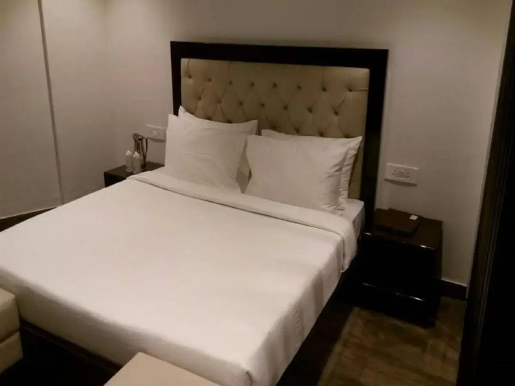 The Explorers Inn Manali
