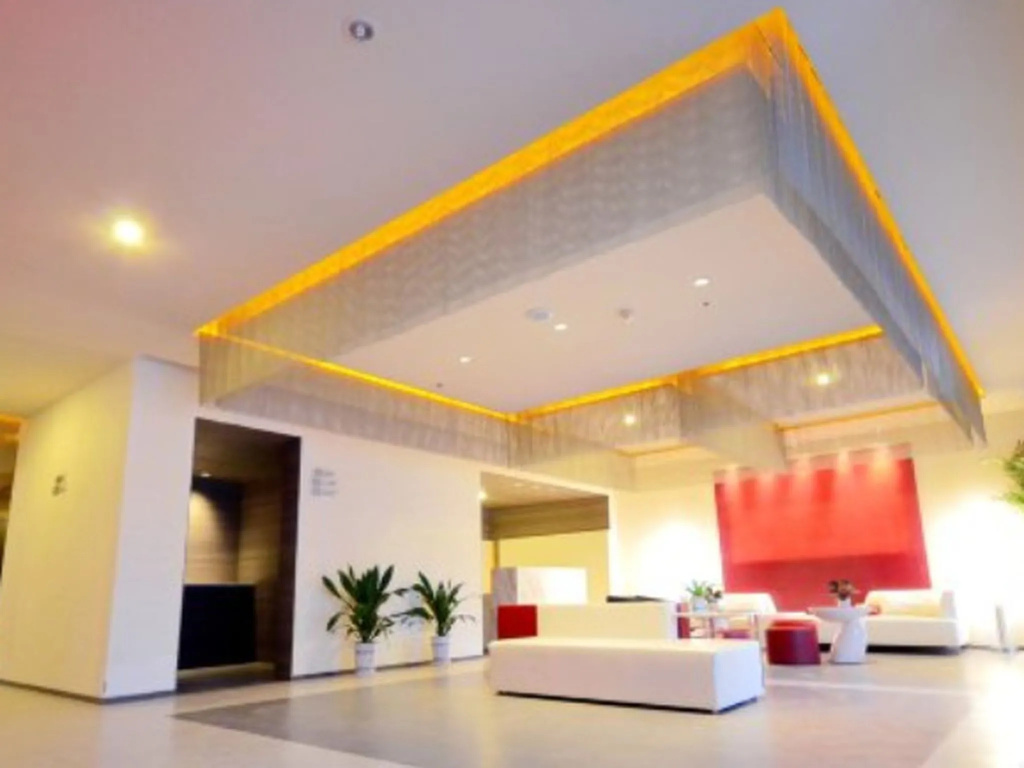 Jinjiang Inn Wuhan Guanggu Avenue Lingjie Road Branch