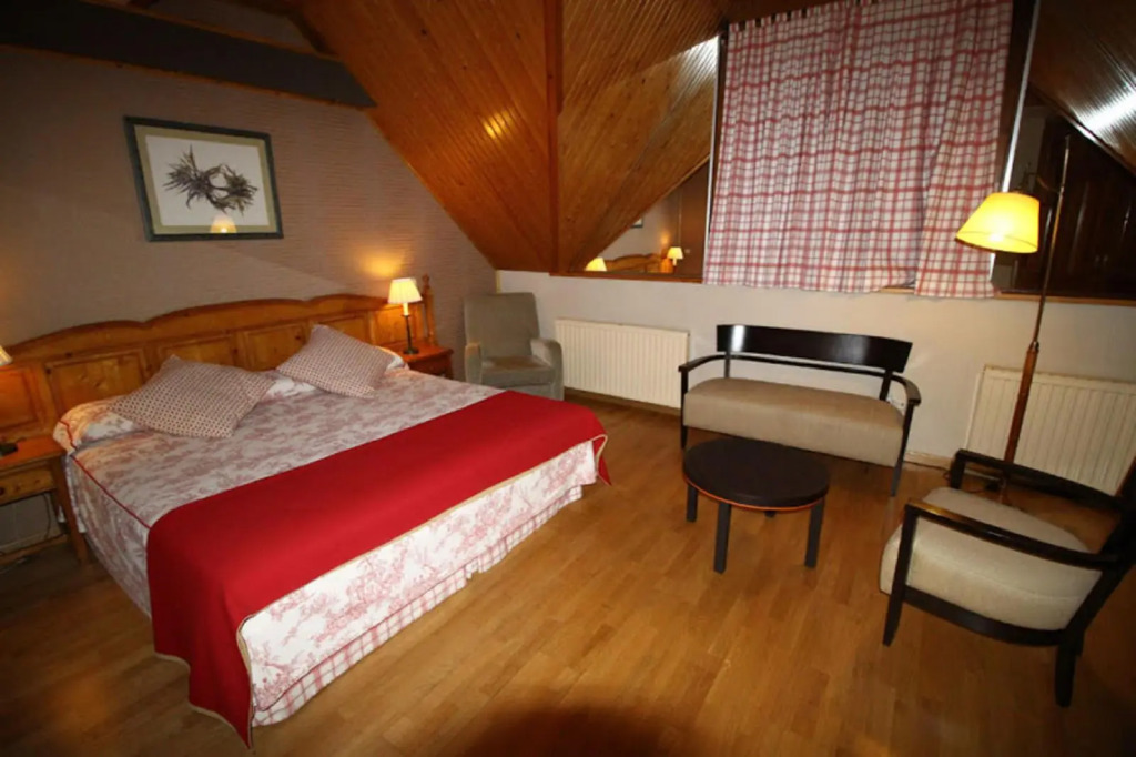SNÖ Villa de Sallent 4