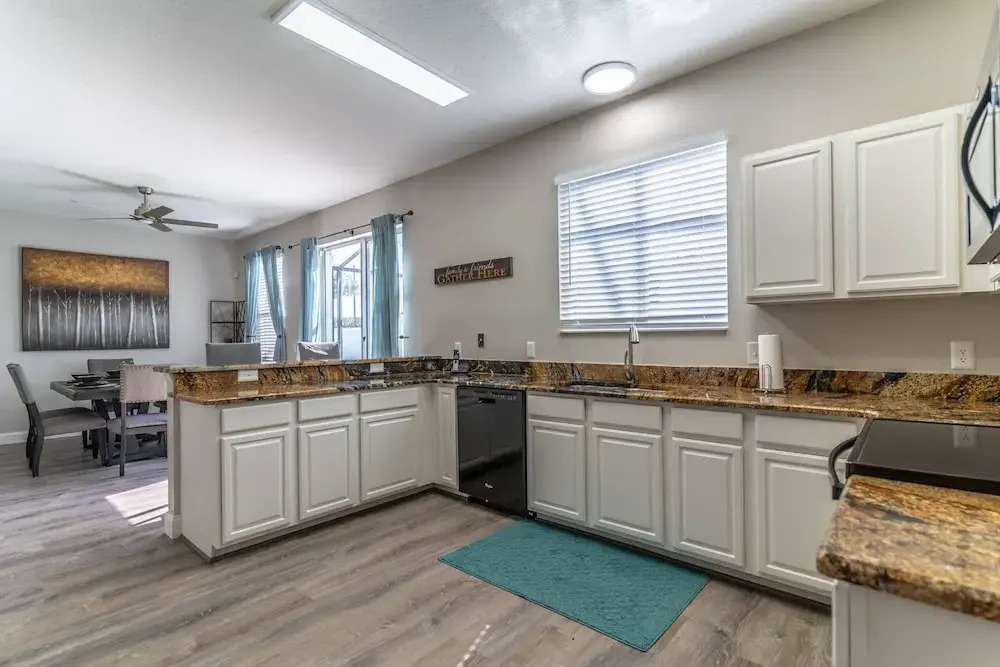 185 Winwood Bay