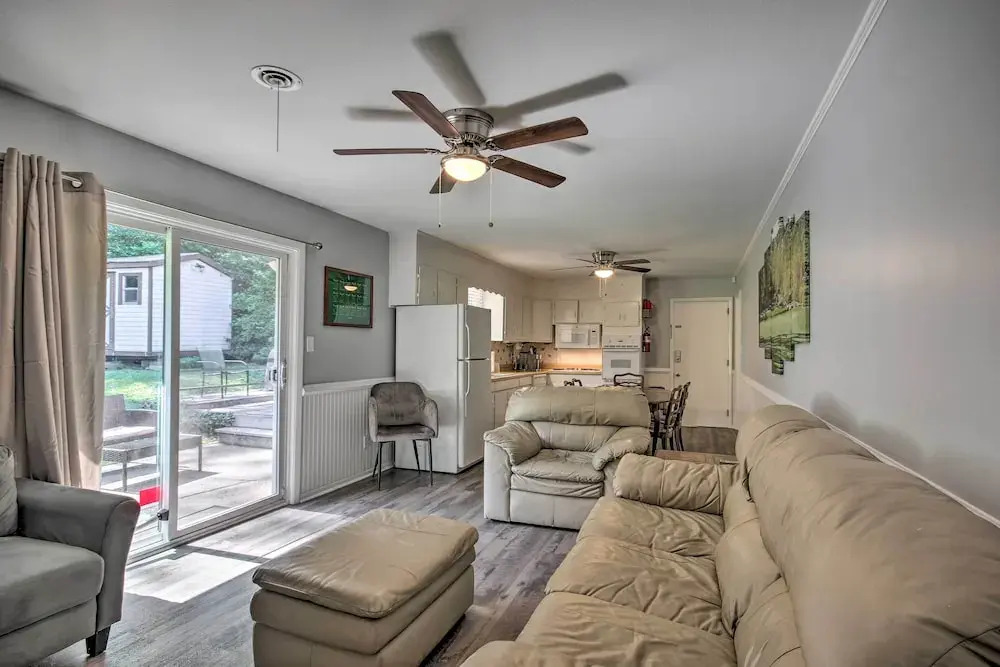 Spacious Retreat ~ 1 Mile to Augusta National!