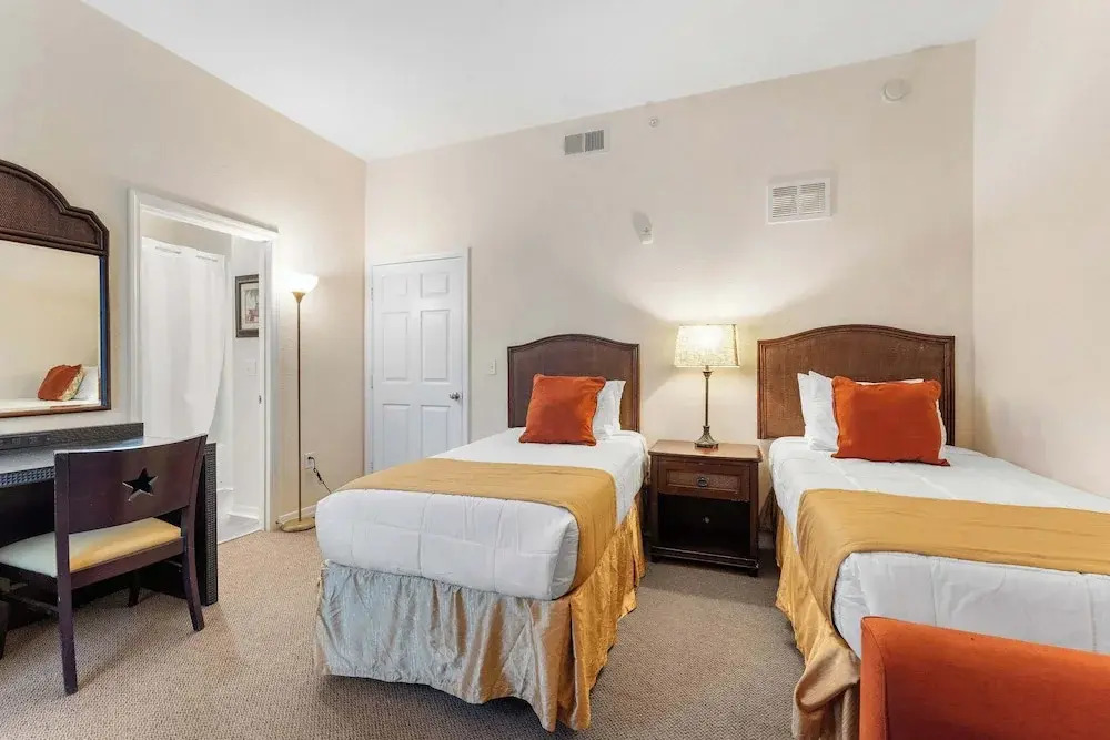 Caribe Cove Breeze Sleeps 6