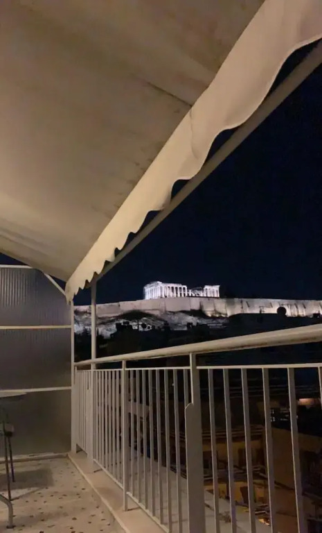 Acropolis Area Flat with Parthenon Views