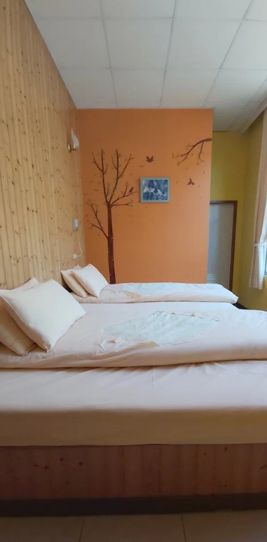 Sanhua B & B