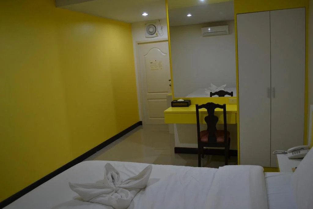 Romantic Hotel