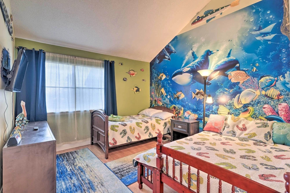 1 Block to Shore: Family Condo in Myrtle Beach!