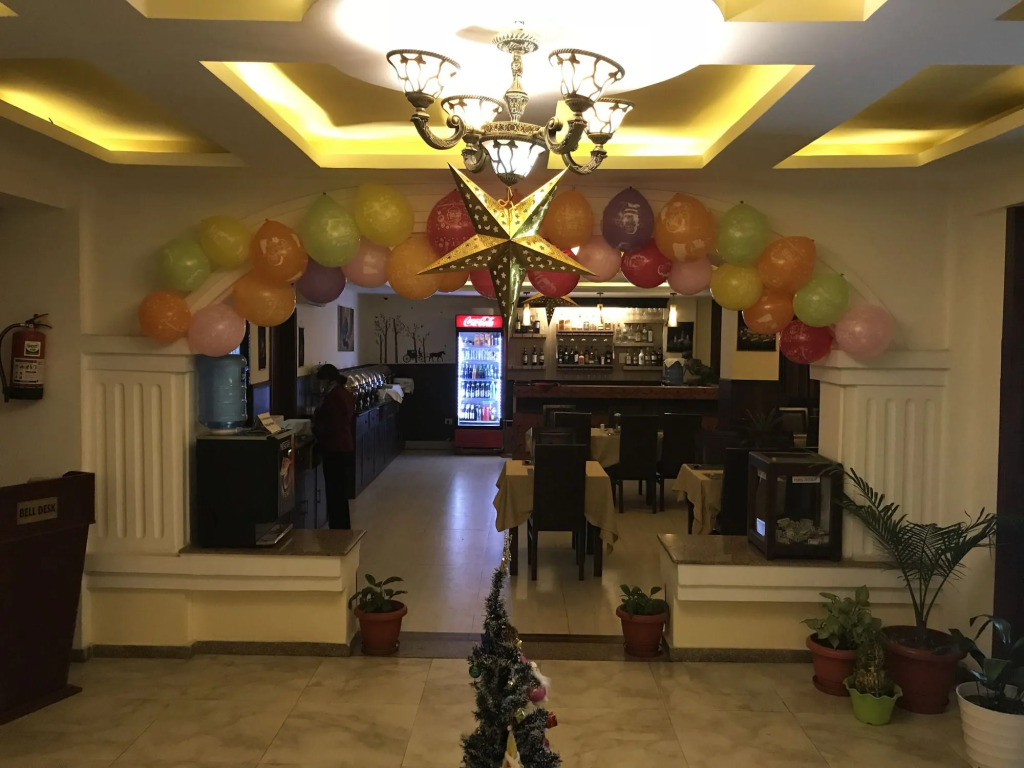 DOM Himalaya Hotel