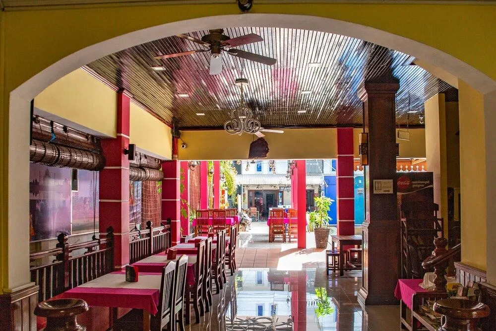 Hotel Rajdhani Palace