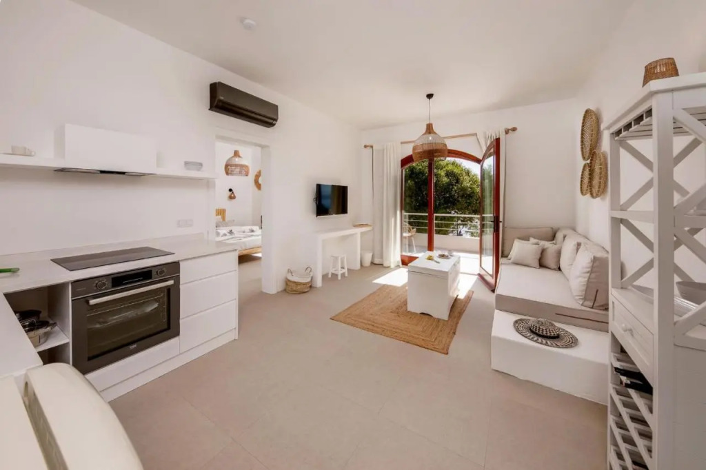 Kale Suites, heated pool in winter, adults only
