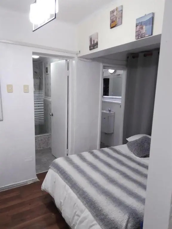 Hostal Casamar-Viña 5 norte 1061