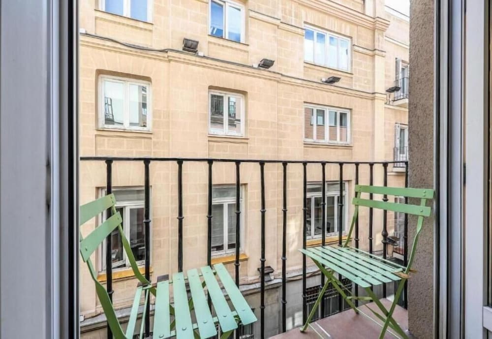 ARCO Gran Via Boutique Apartments