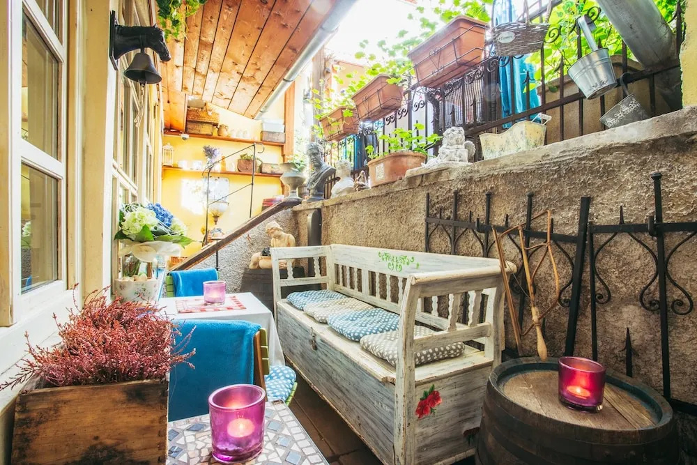 Divná pani Luxury Gallery Rooms