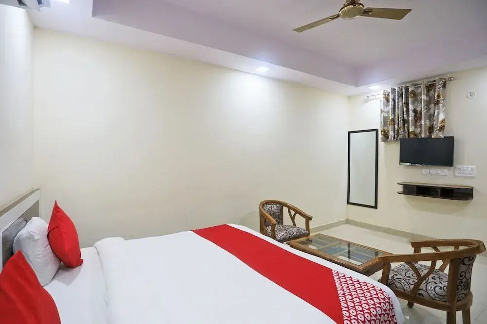 Rampal Palace by OYO Rooms