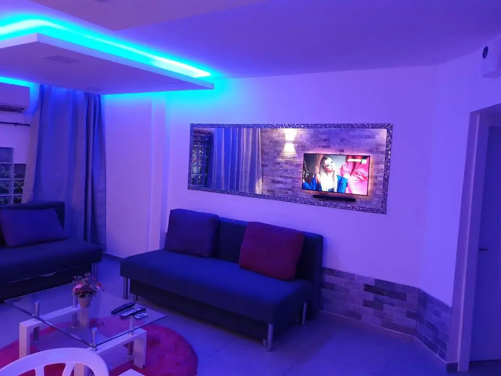 Avshalom Holiday Apartments