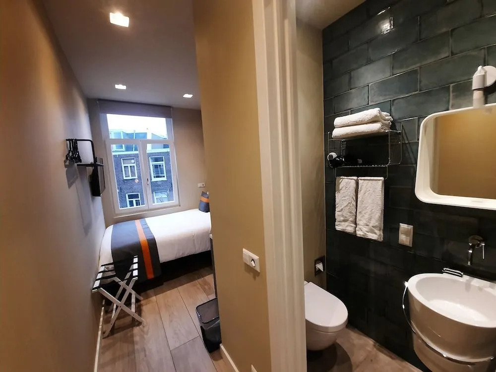 RoomWest Amsterdam