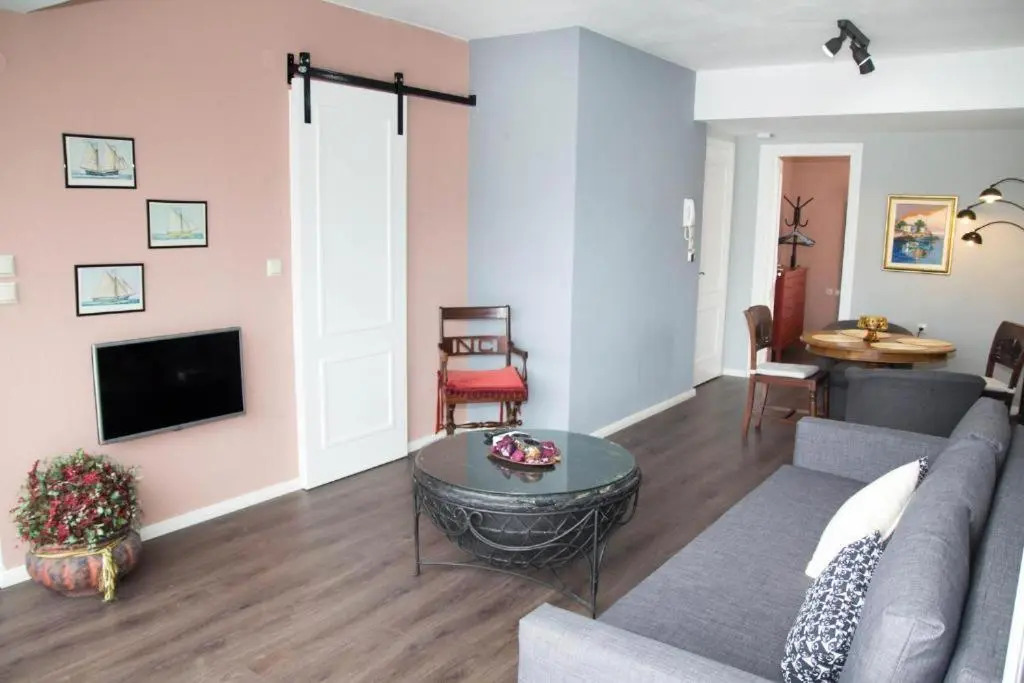 Port View Suites 2
