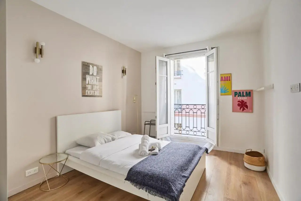 Apartment Parc Des Expositions by Studio Prestige