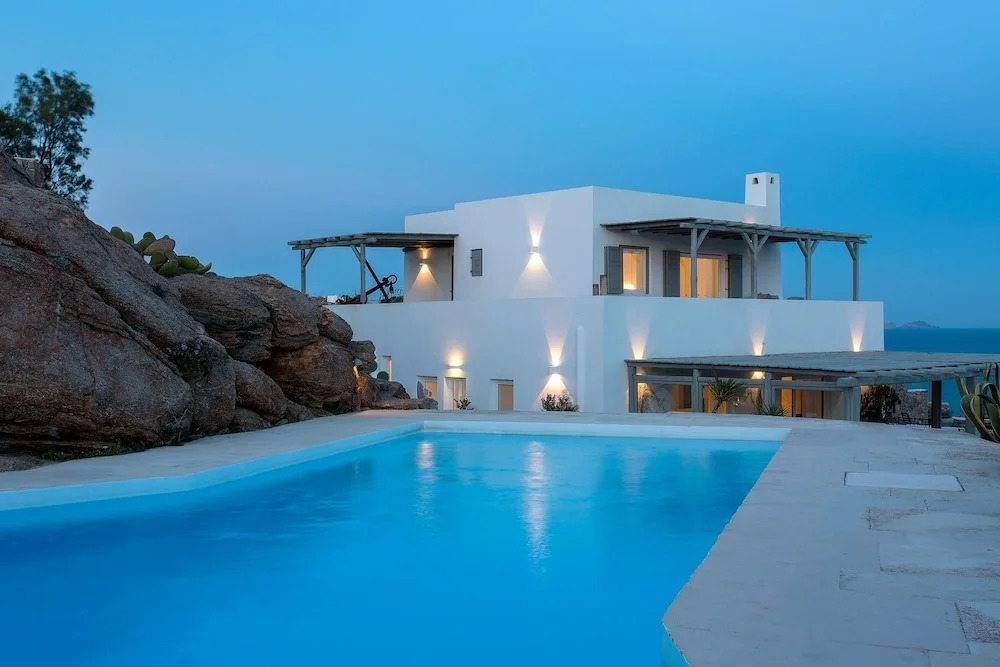 Paradise Estate
