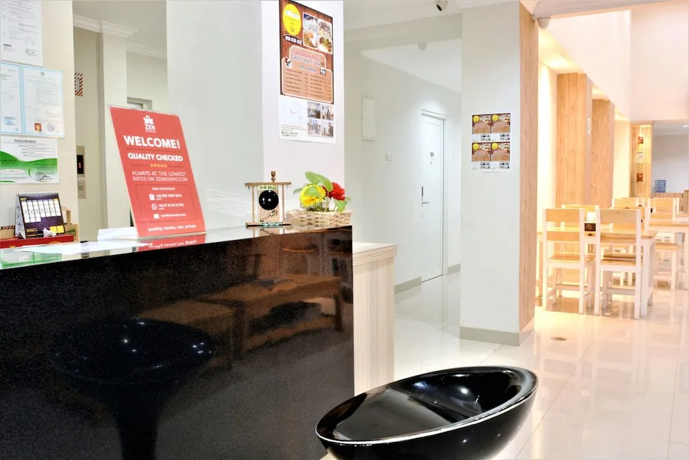 ZEN Rooms Basic Pegangsaan Kelapa Gading